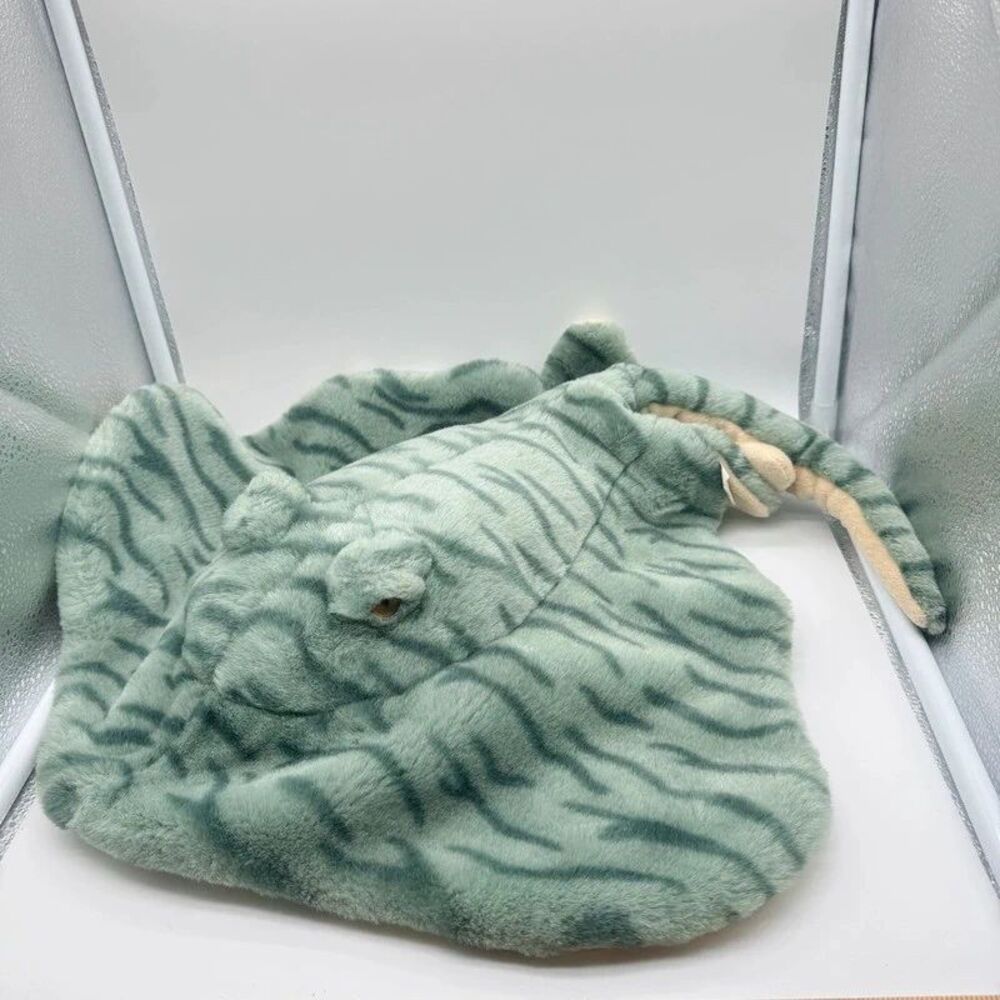 Vintage 1999 K&M Ray ocean Plush